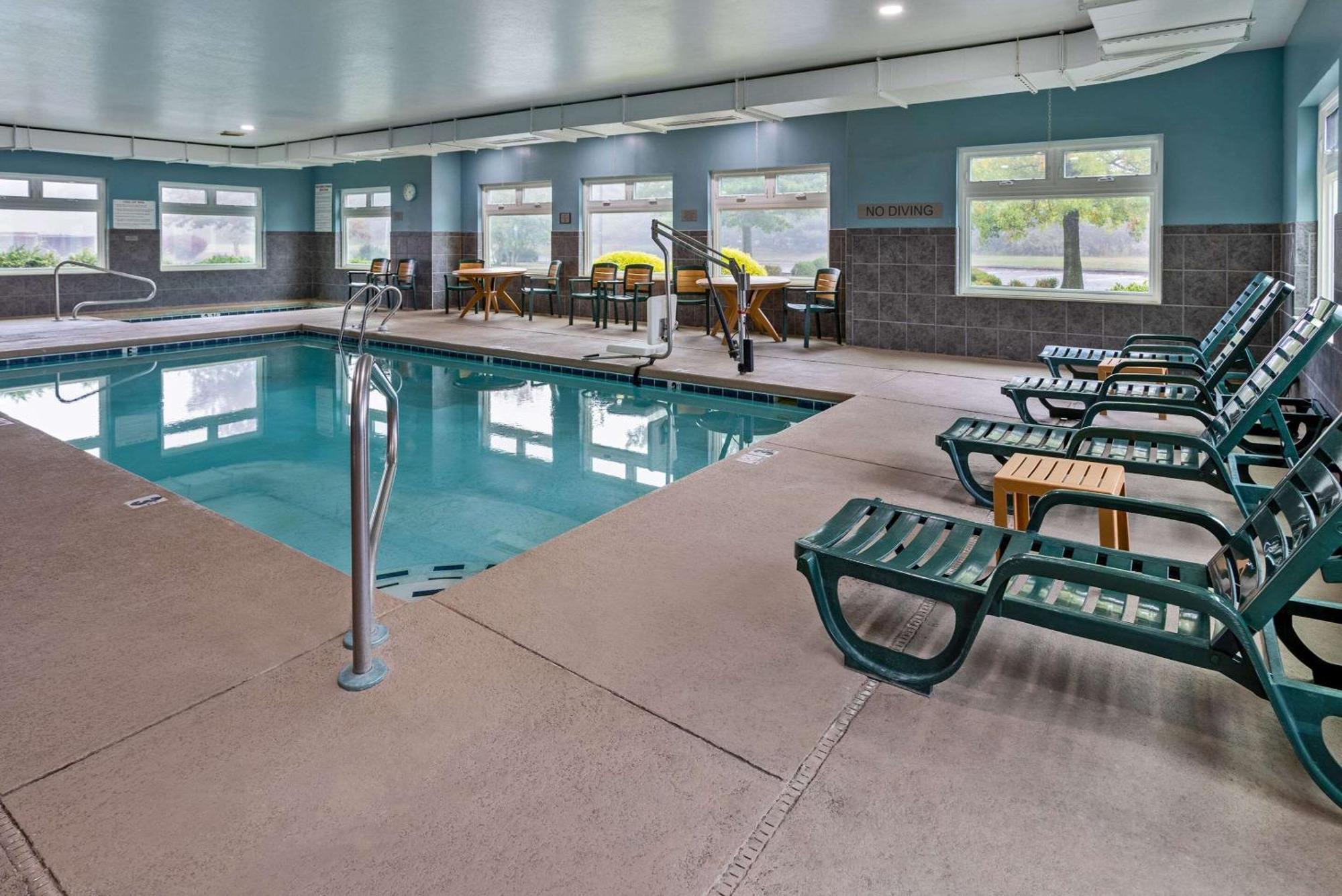 Country Inn & Suites By Radisson, Salisbury, Md Bagian luar foto