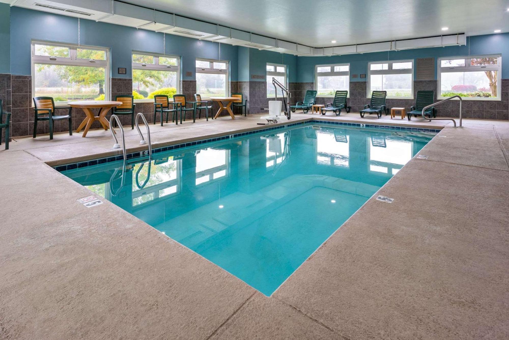 Country Inn & Suites By Radisson, Salisbury, Md Bagian luar foto